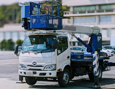 当社では車両の回送業務を行っています。